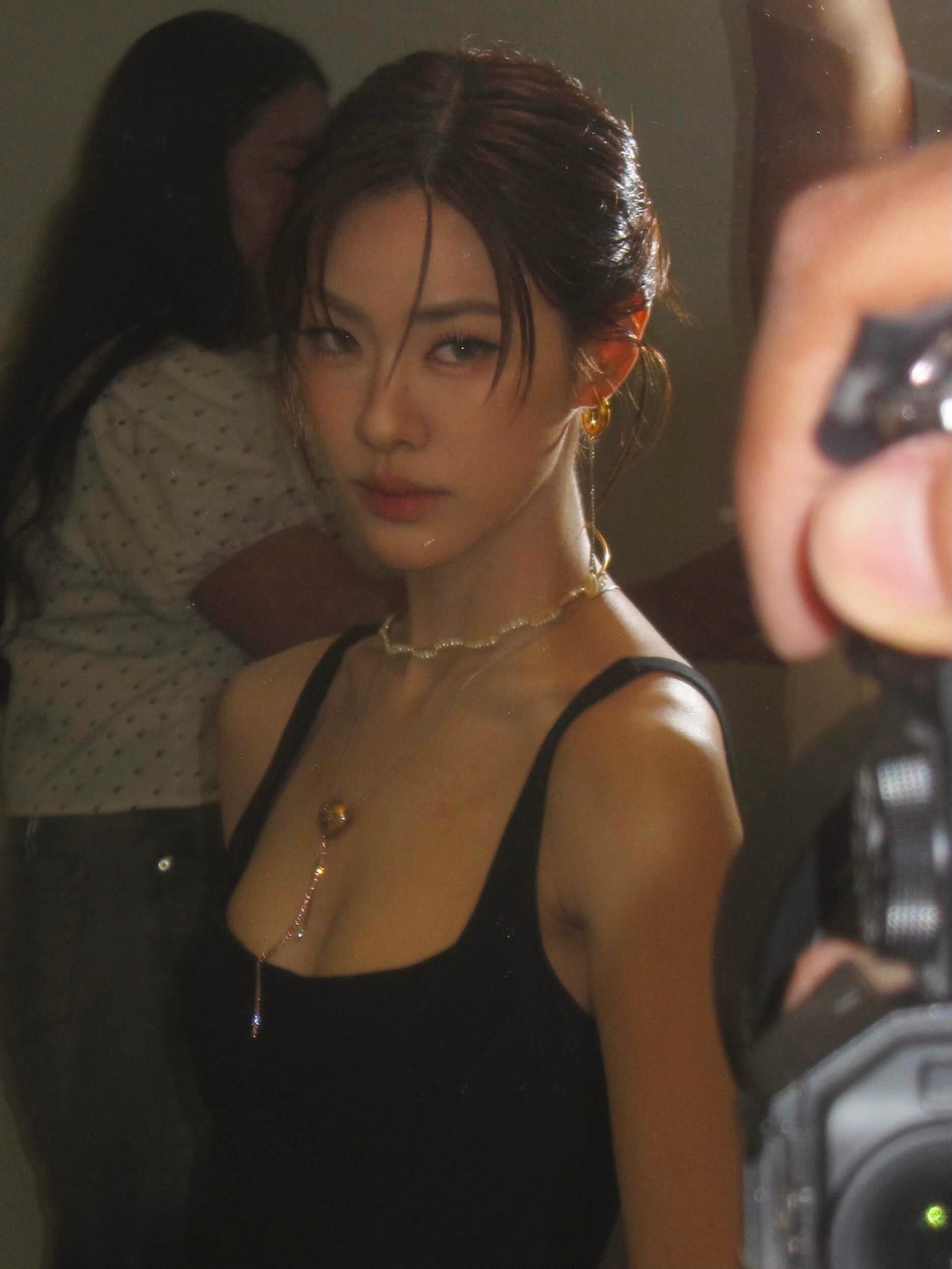 เอมี่ - ทสร กลิ่นเนียม