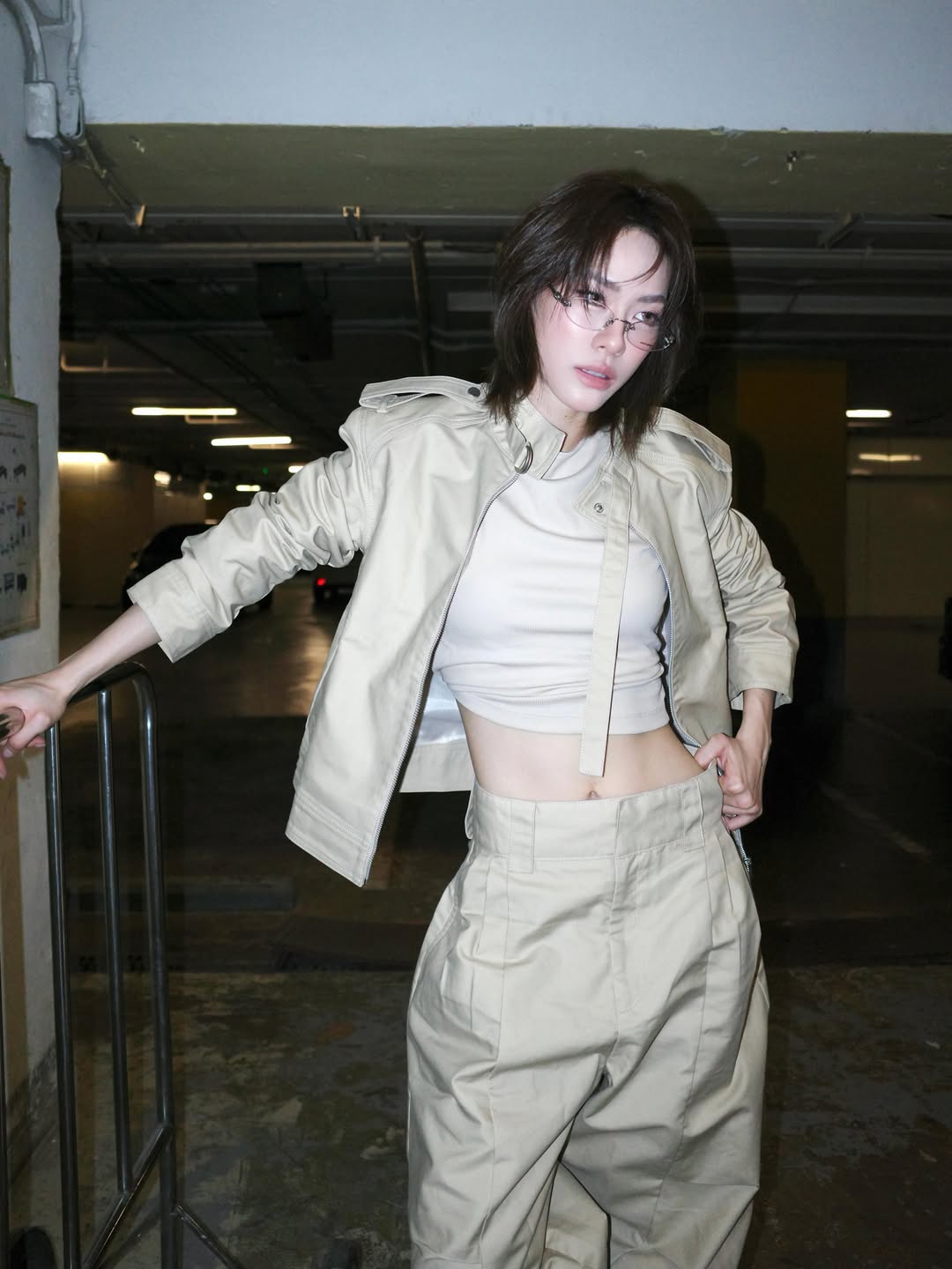 เอมี่ - ทสร กลิ่นเนียม