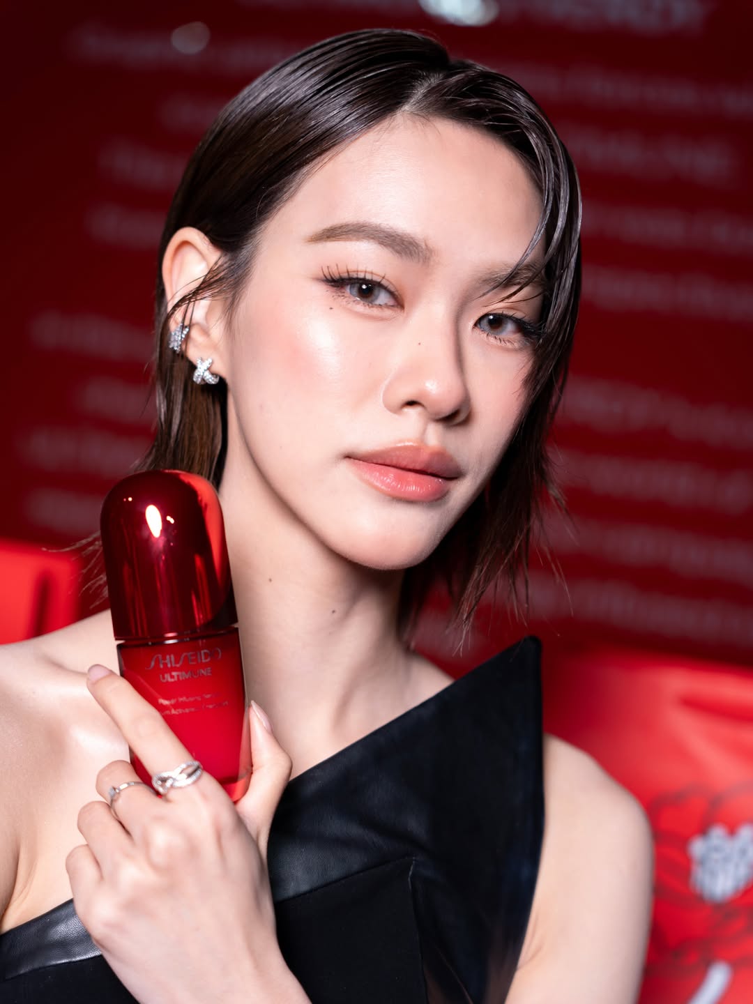 เอมี่ - ทสร กลิ่นเนียม