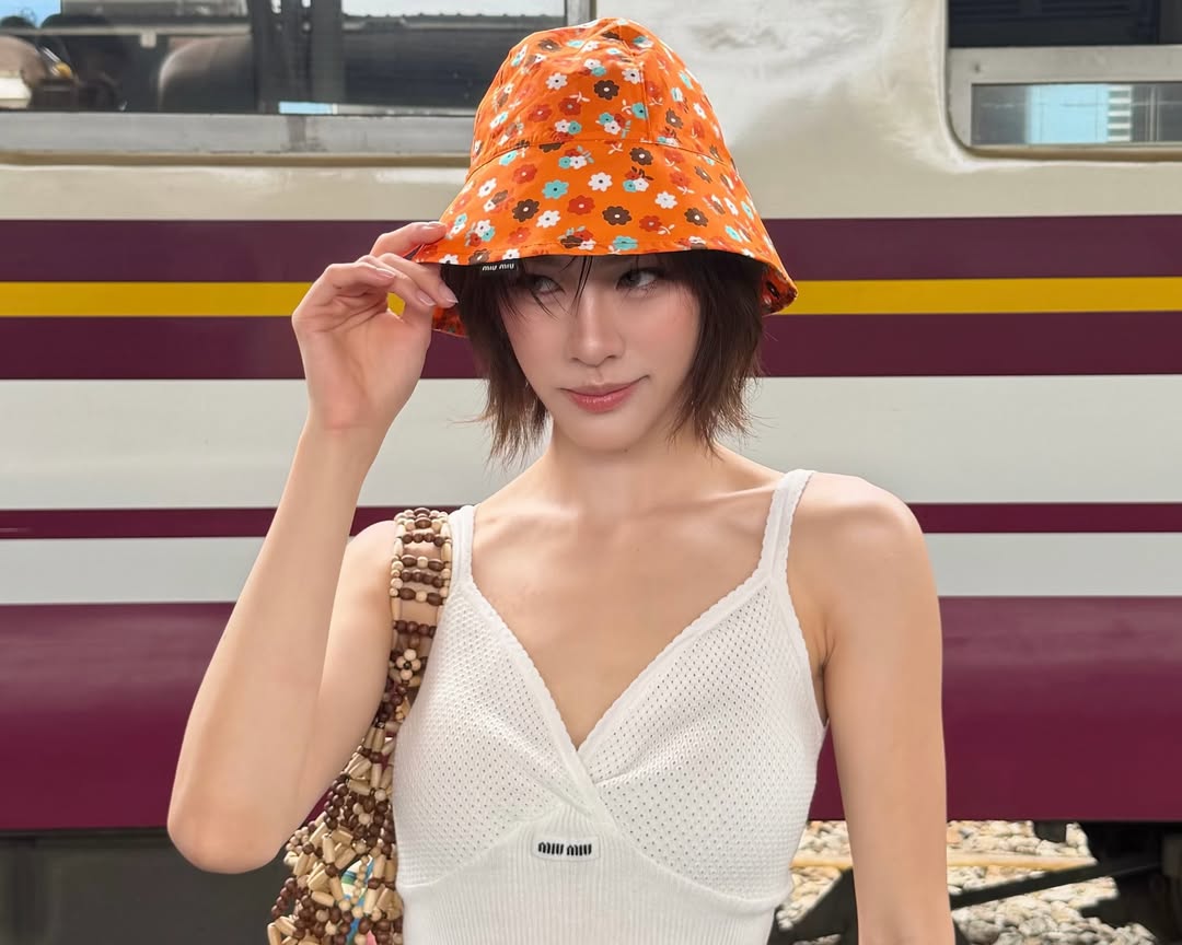 เอมี่ - ทสร กลิ่นเนียม