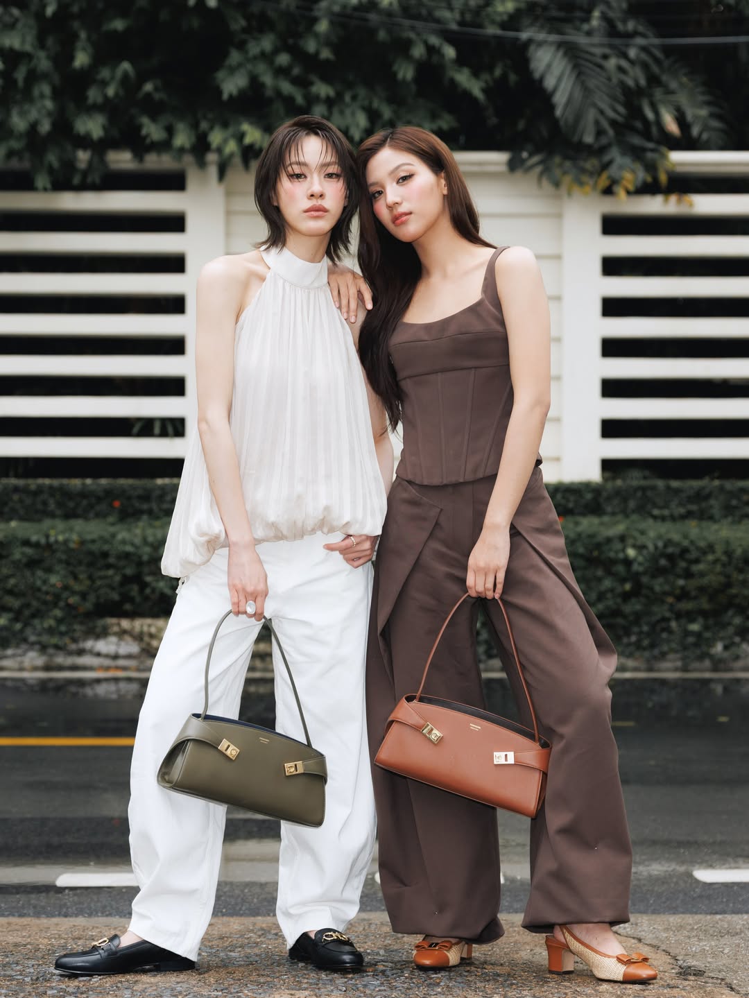 เอมี่ - ทสร กลิ่นเนียม
