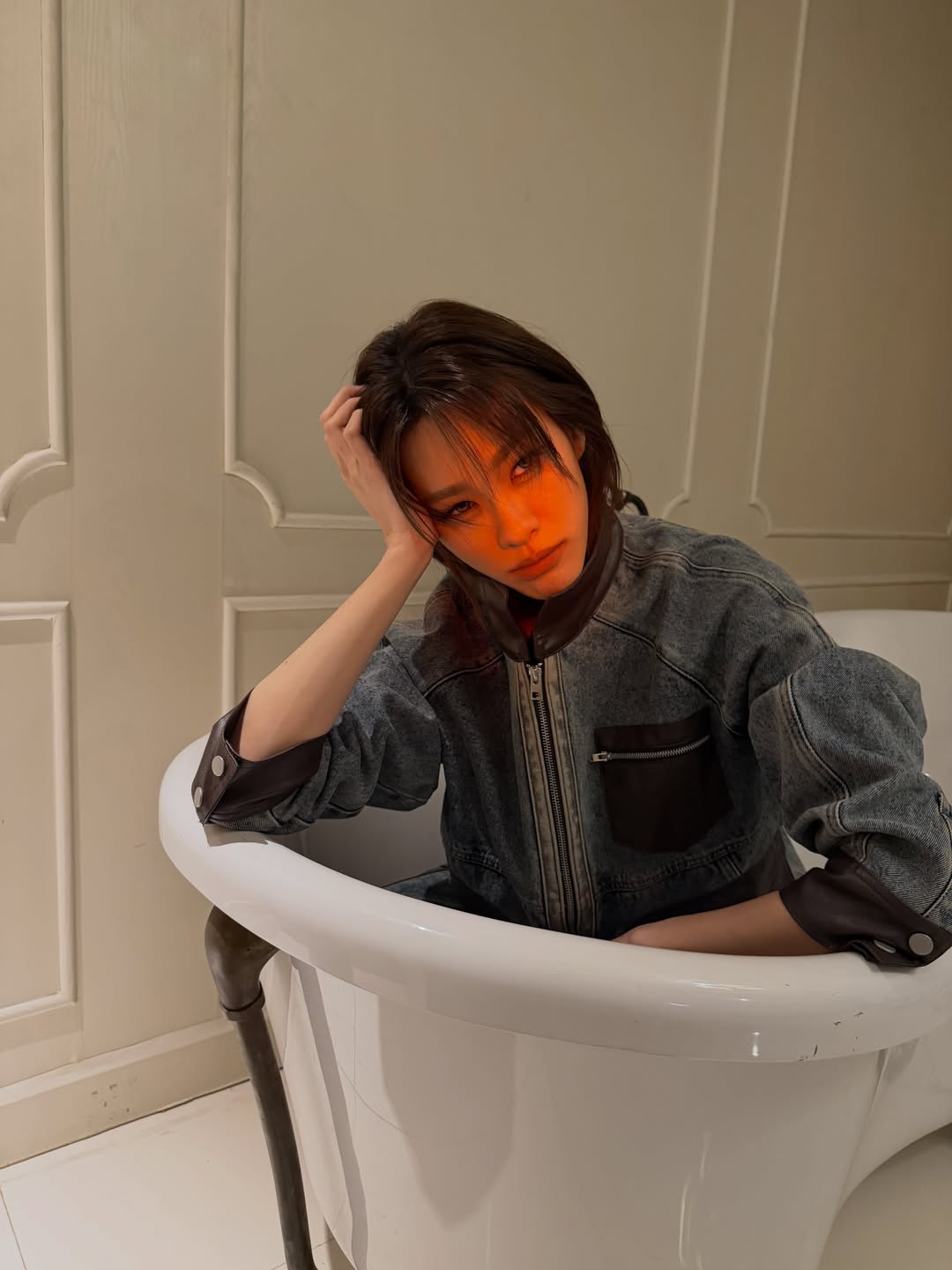 เอมี่ - ทสร กลิ่นเนียม
