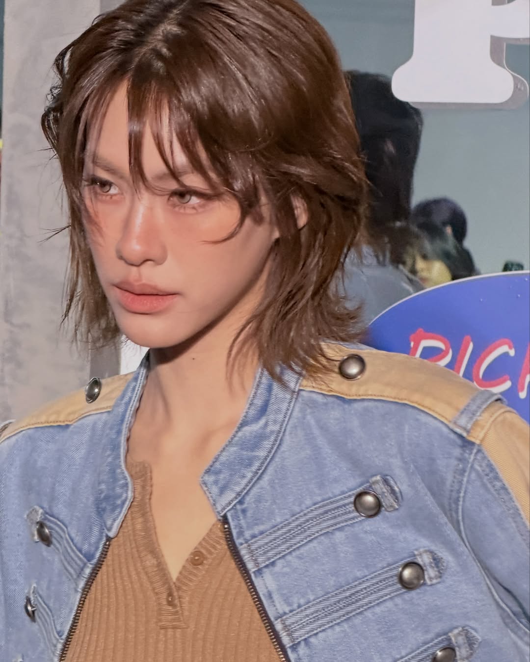 เอมี่ - ทสร กลิ่นเนียม