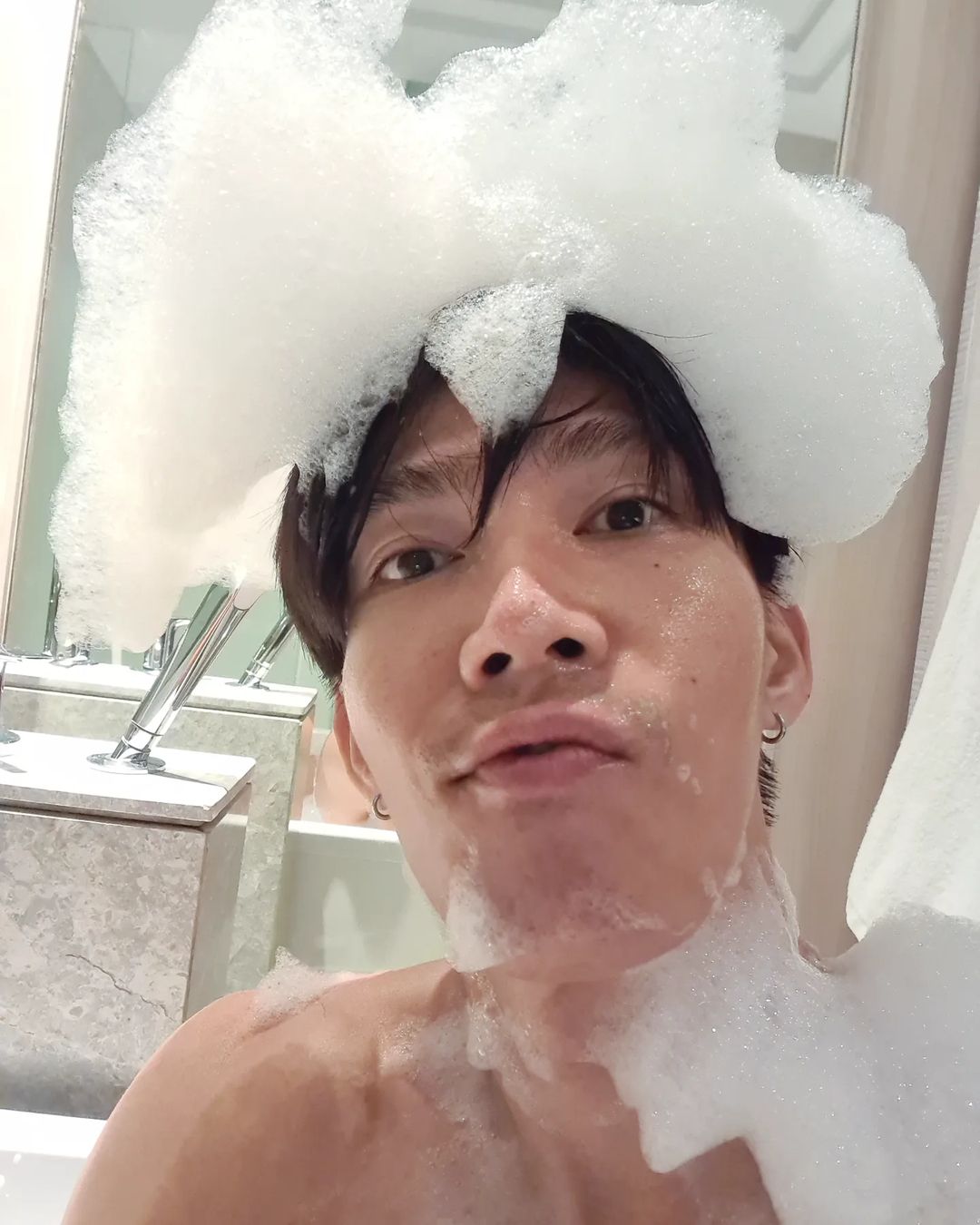 กาย - ศิวกร เลิศชูโชติ