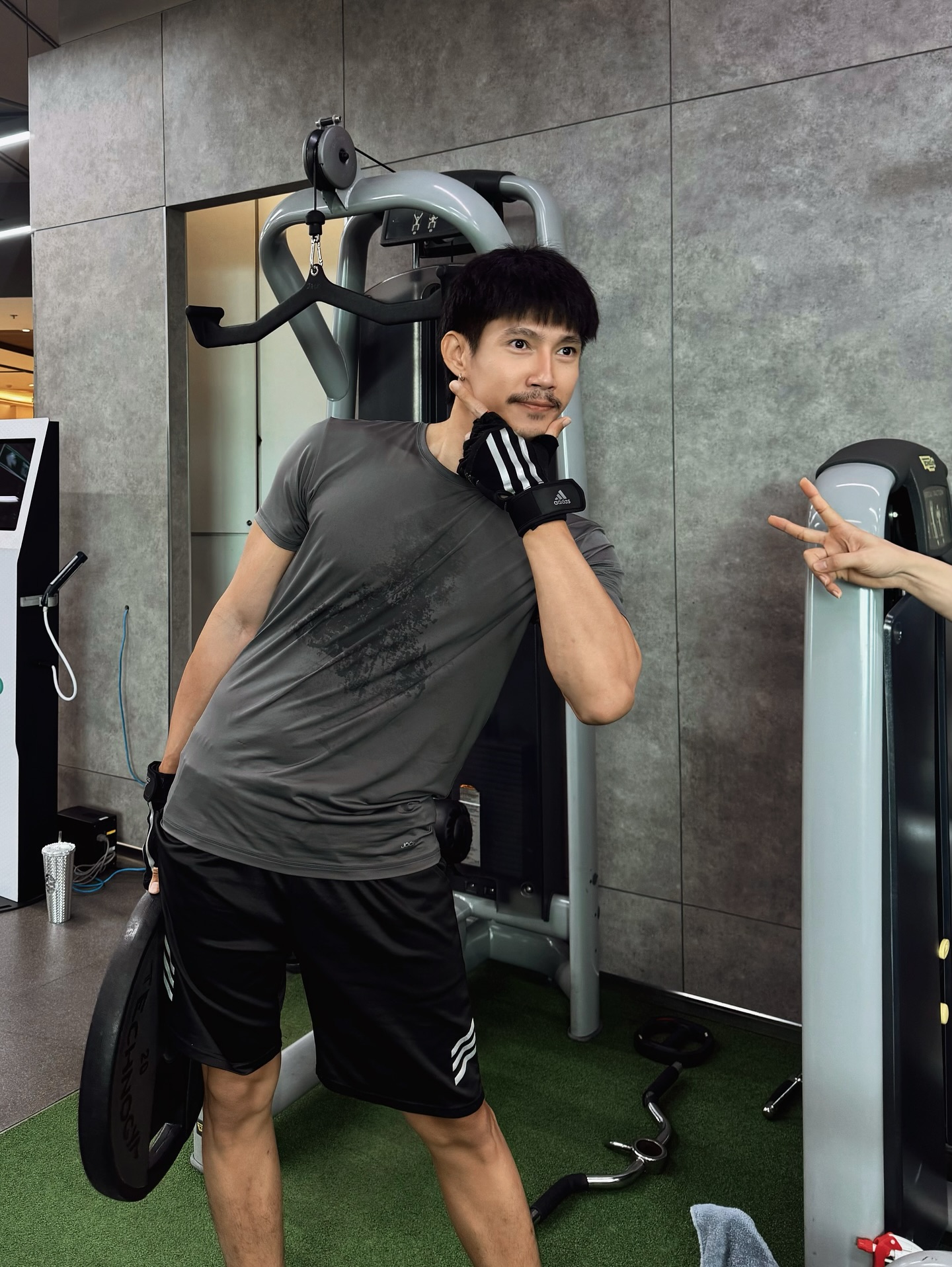 กาย - ศิวกร เลิศชูโชติ