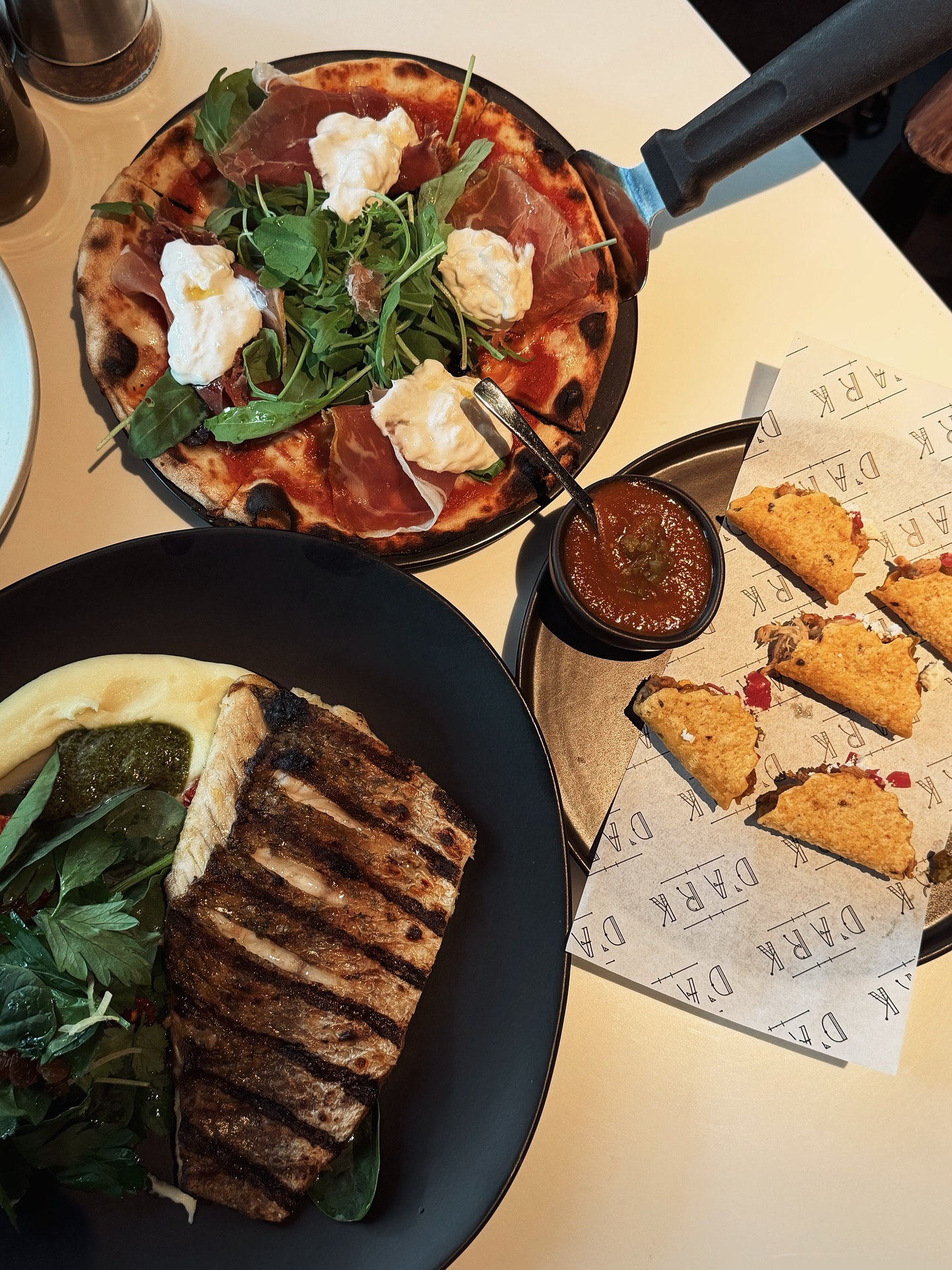 กาย - ศิวกร เลิศชูโชติ