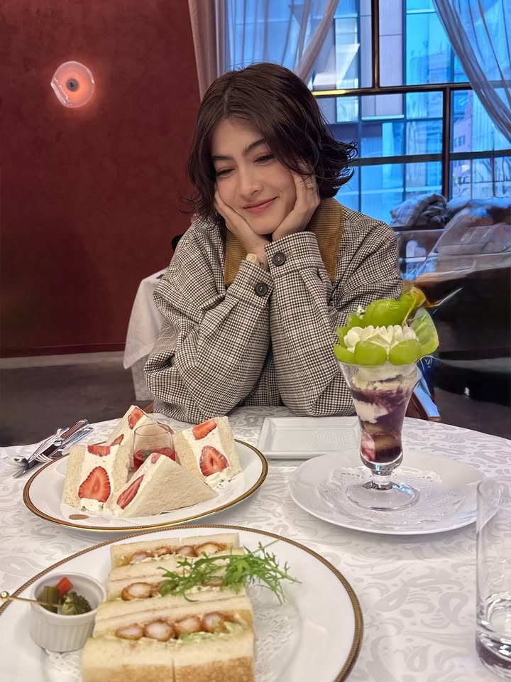 มาร์กี้ - ราศรี บาเล็นซิเอก้า จิราธิวัฒน์