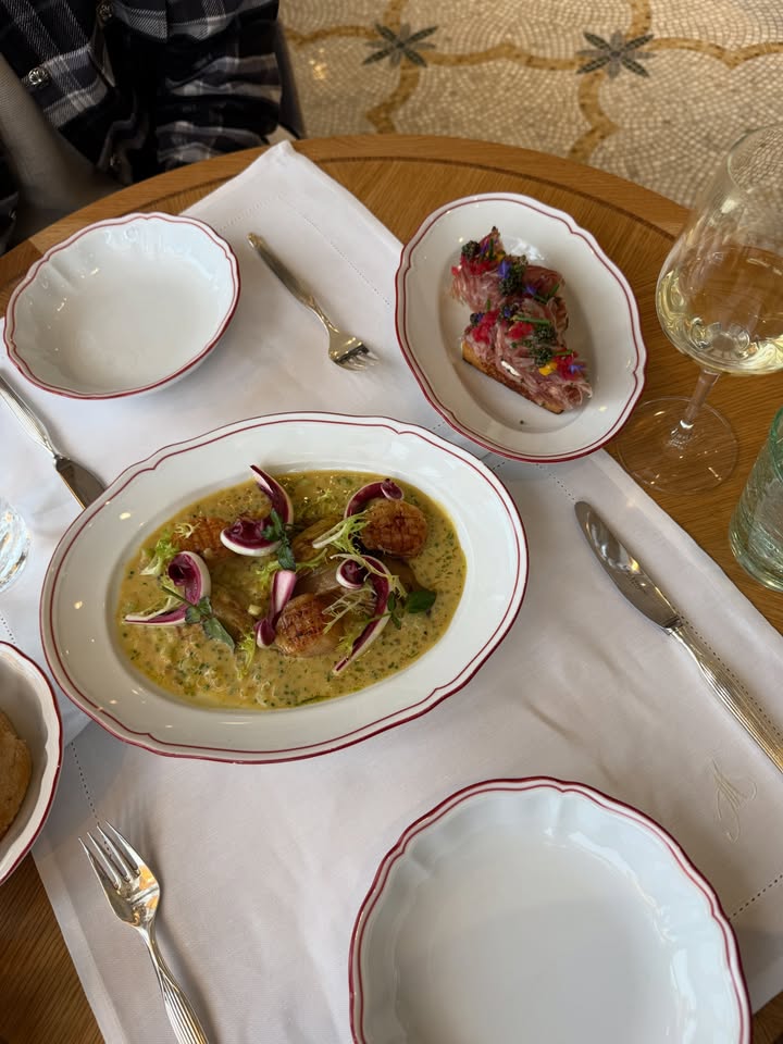 มาร์กี้ - ราศรี บาเล็นซิเอก้า จิราธิวัฒน์