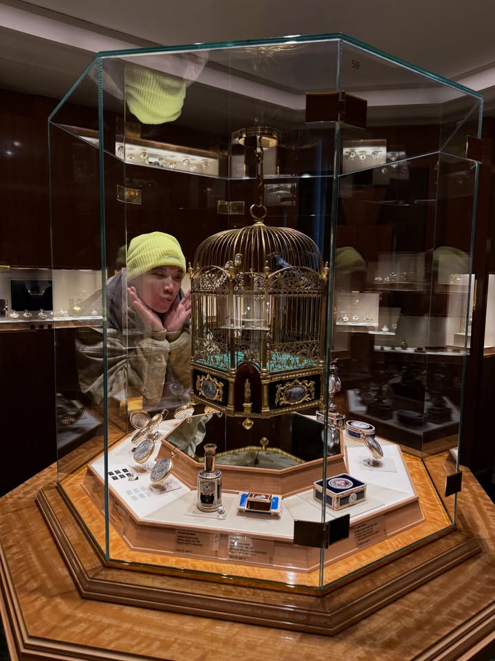 มาร์กี้ - ราศรี บาเล็นซิเอก้า จิราธิวัฒน์