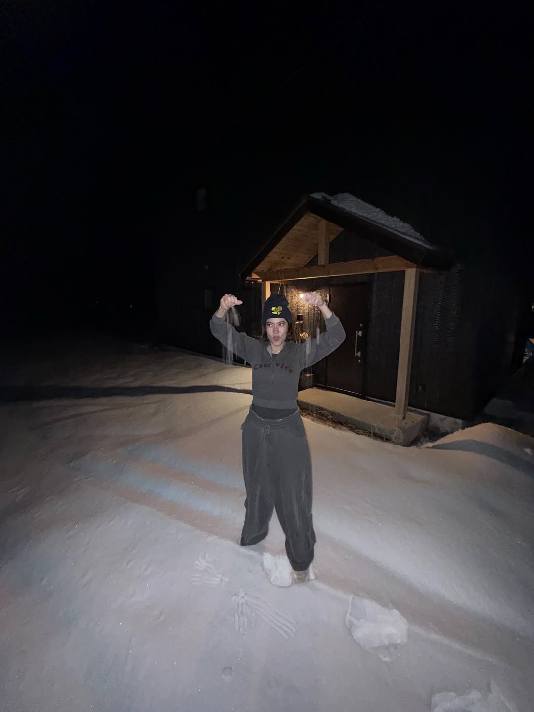 มาร์กี้ - ราศรี บาเล็นซิเอก้า จิราธิวัฒน์