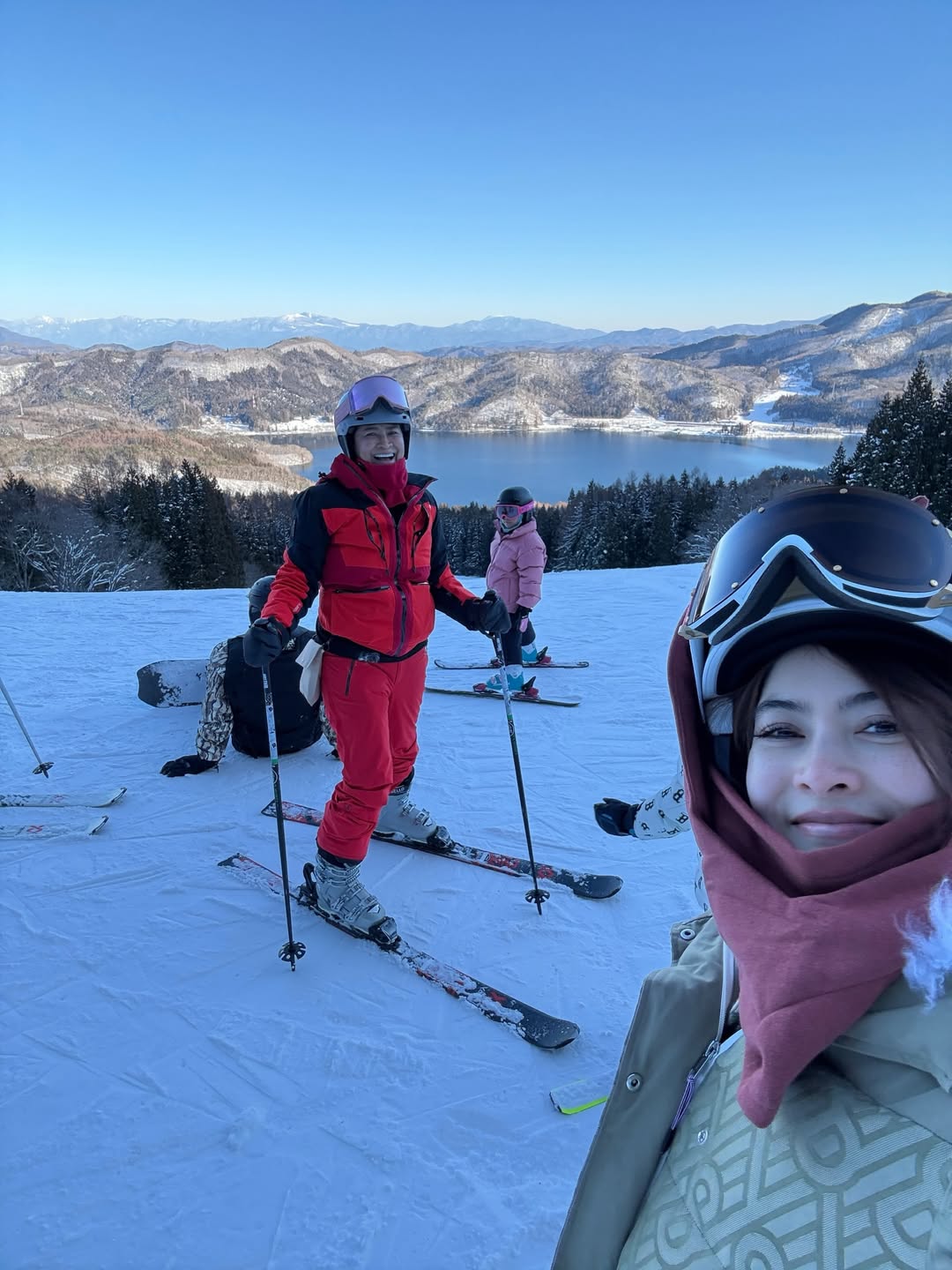 มาร์กี้ - ราศรี บาเล็นซิเอก้า จิราธิวัฒน์