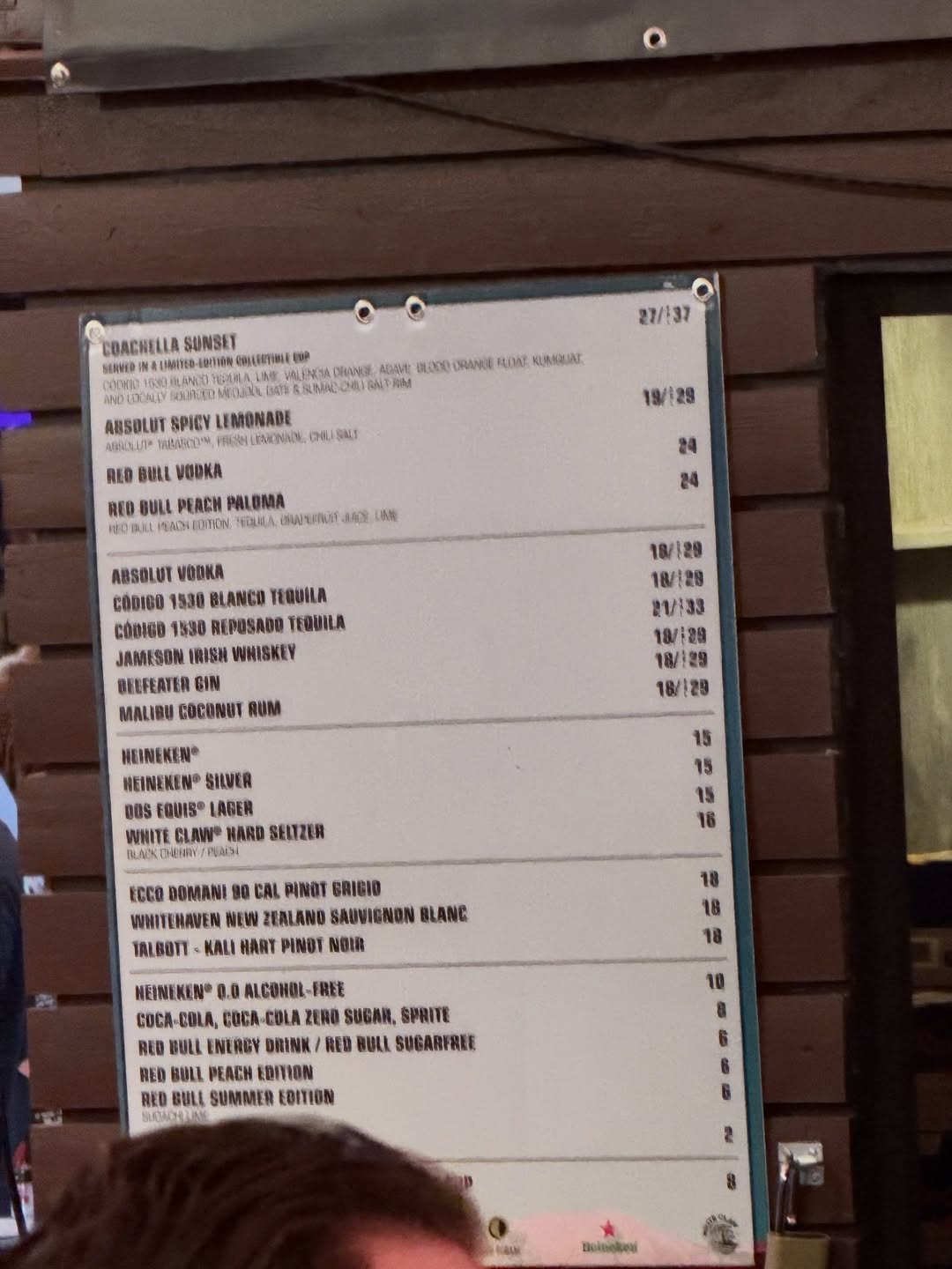 มาร์กี้ - ราศรี บาเล็นซิเอก้า จิราธิวัฒน์