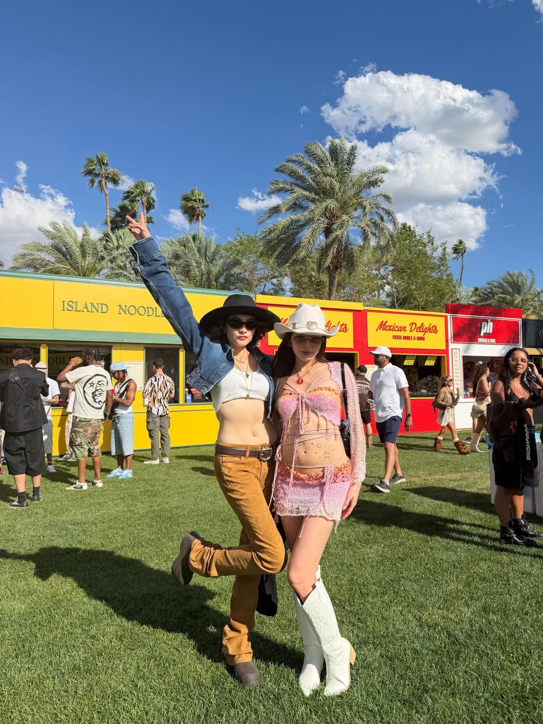 มาร์กี้ - ราศรี บาเล็นซิเอก้า จิราธิวัฒน์