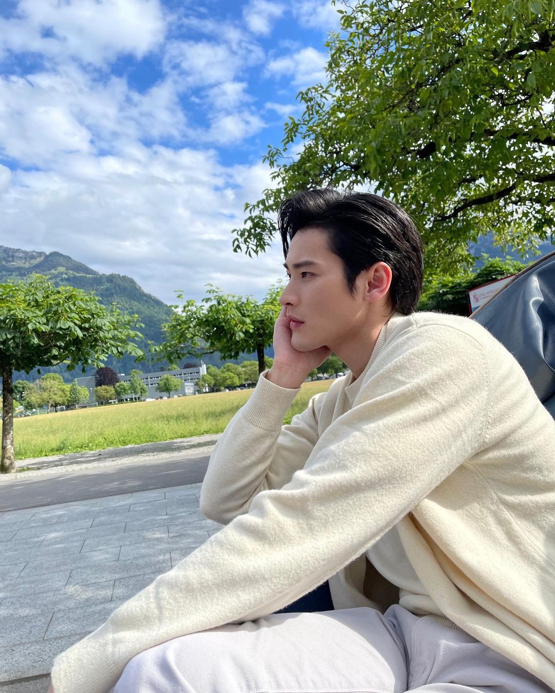 เก้า - นพเก้า เดชาพัฒนคุณ