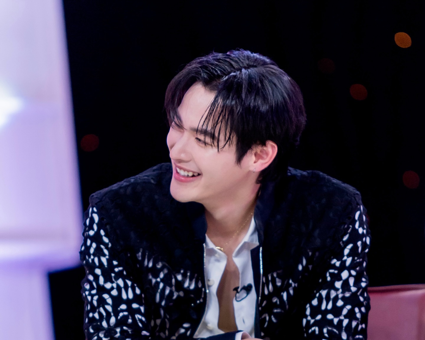 เก้า - นพเก้า เดชาพัฒนคุณ