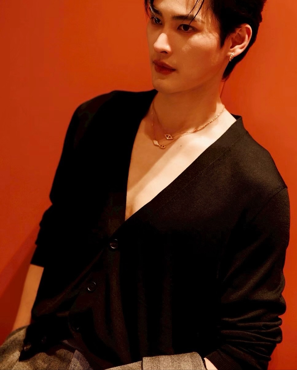 เก้า - นพเก้า เดชาพัฒนคุณ