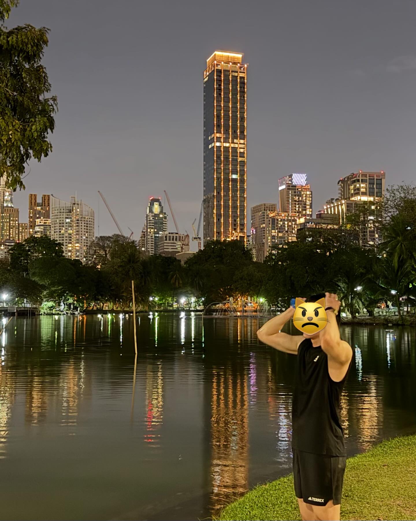 เก้า - นพเก้า เดชาพัฒนคุณ