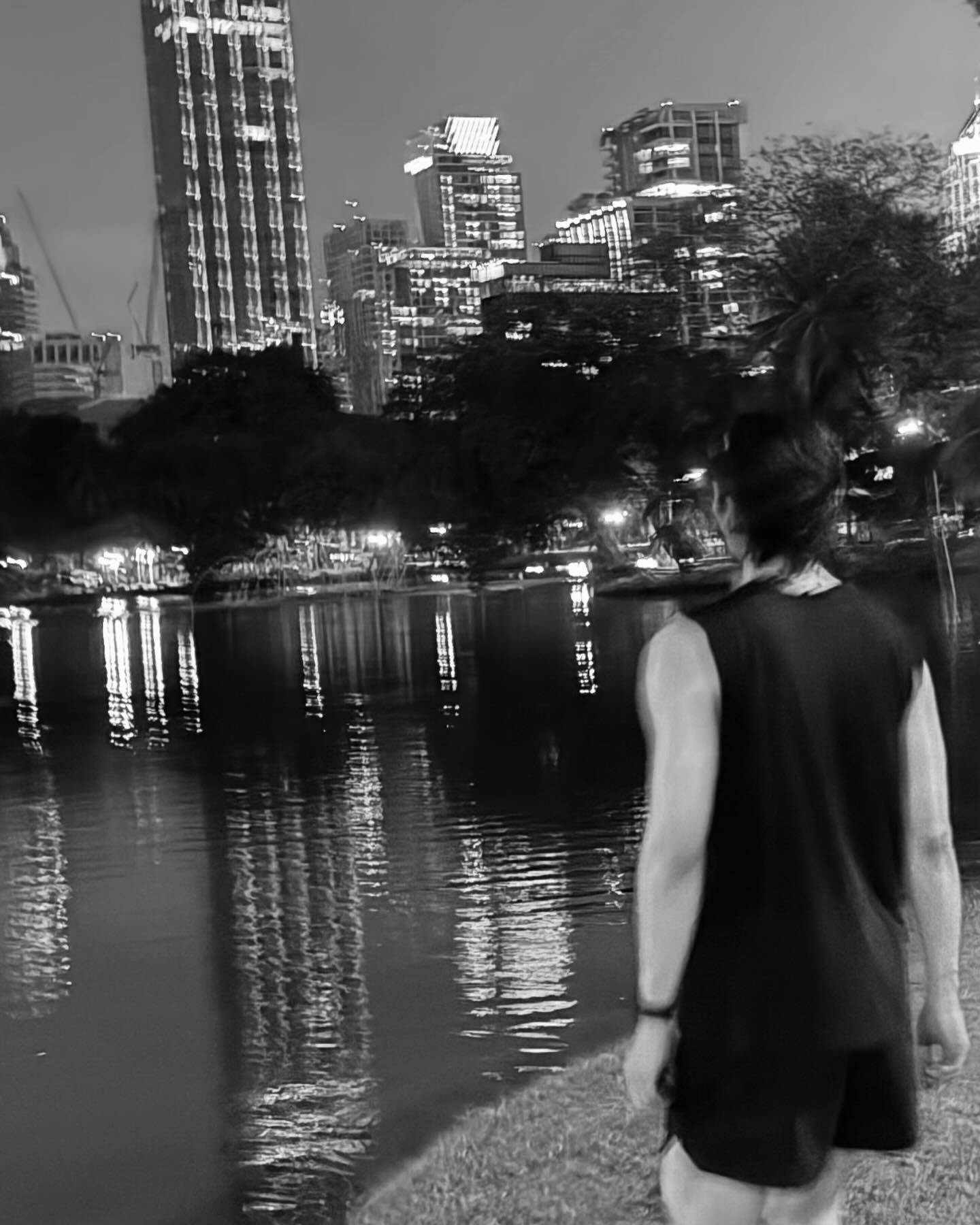 เก้า - นพเก้า เดชาพัฒนคุณ