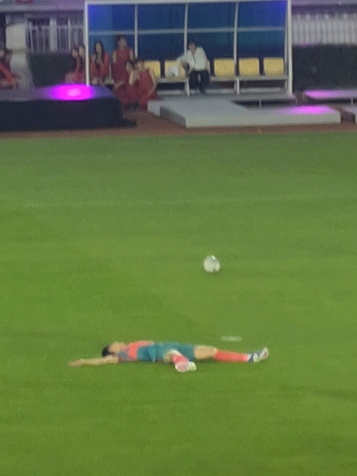 เก้า - นพเก้า เดชาพัฒนคุณ