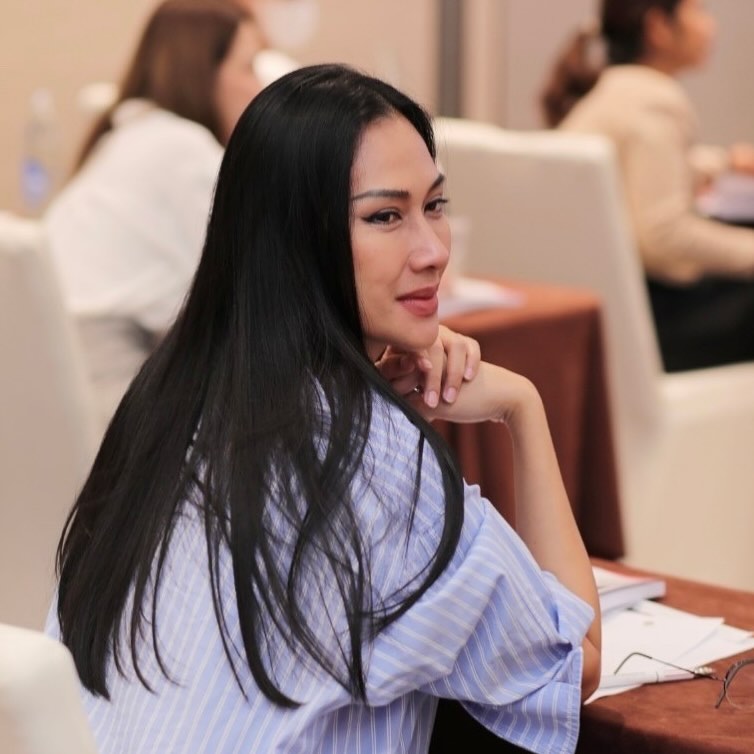 พิม - พิมพ์พรรณ ชลายนคุปต์