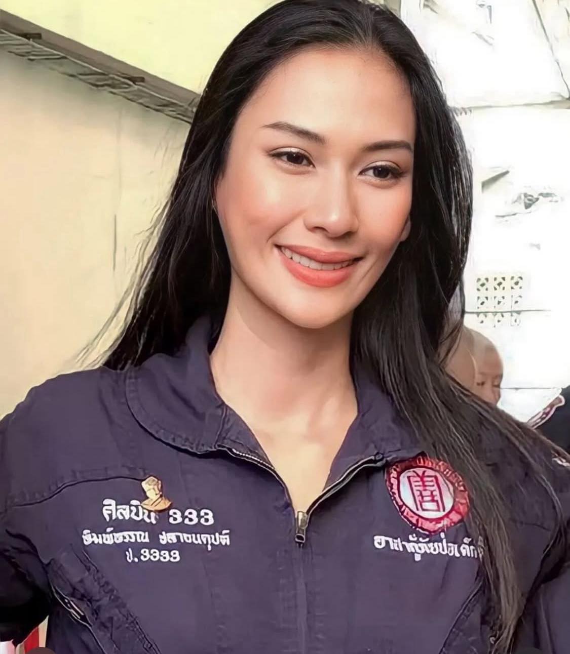 พิม - พิมพ์พรรณ ชลายนคุปต์