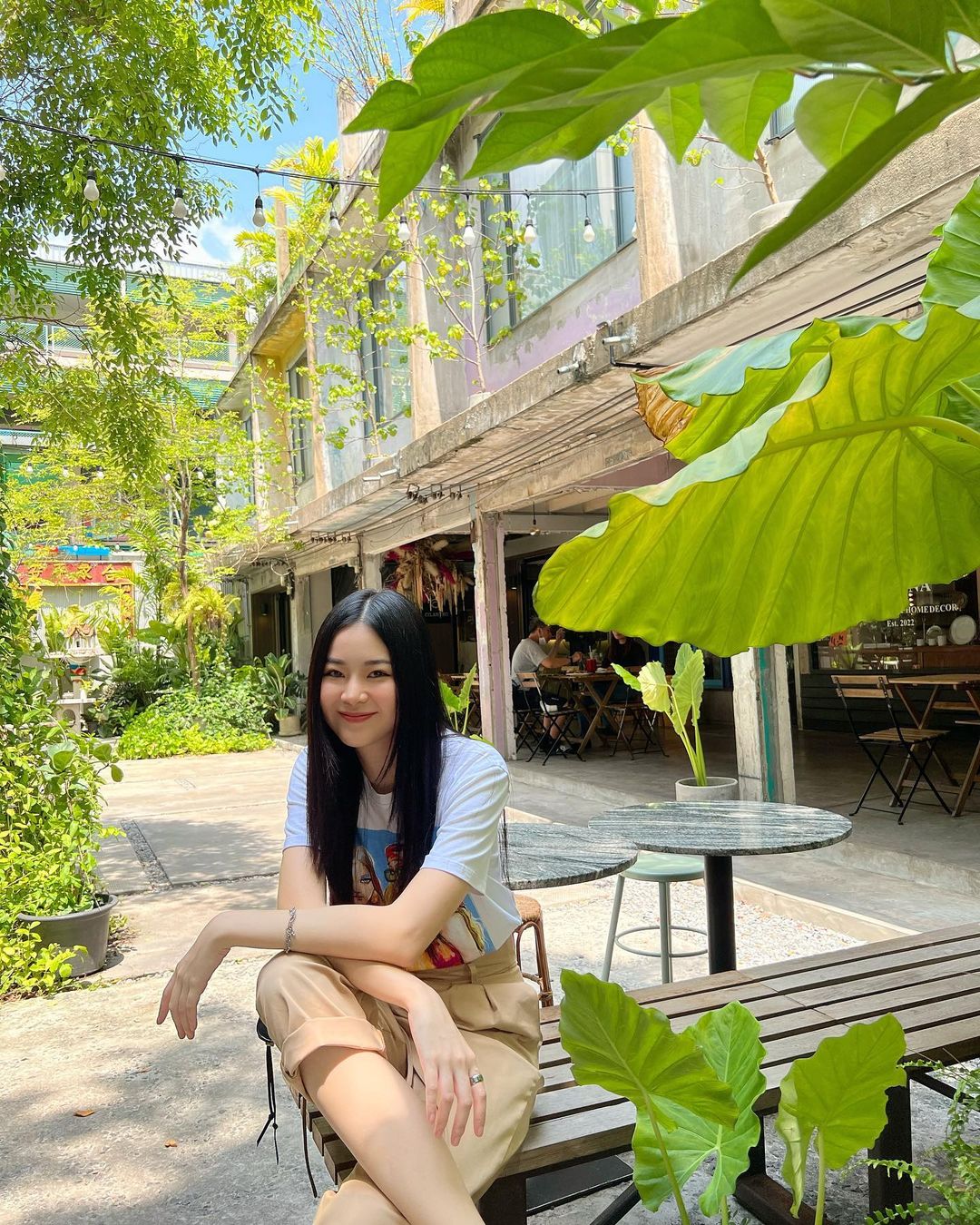 แอปเปิ้ล - ลาภิสรา อินทรสูต
