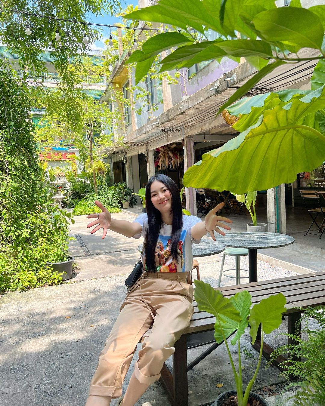 แอปเปิ้ล - ลาภิสรา อินทรสูต