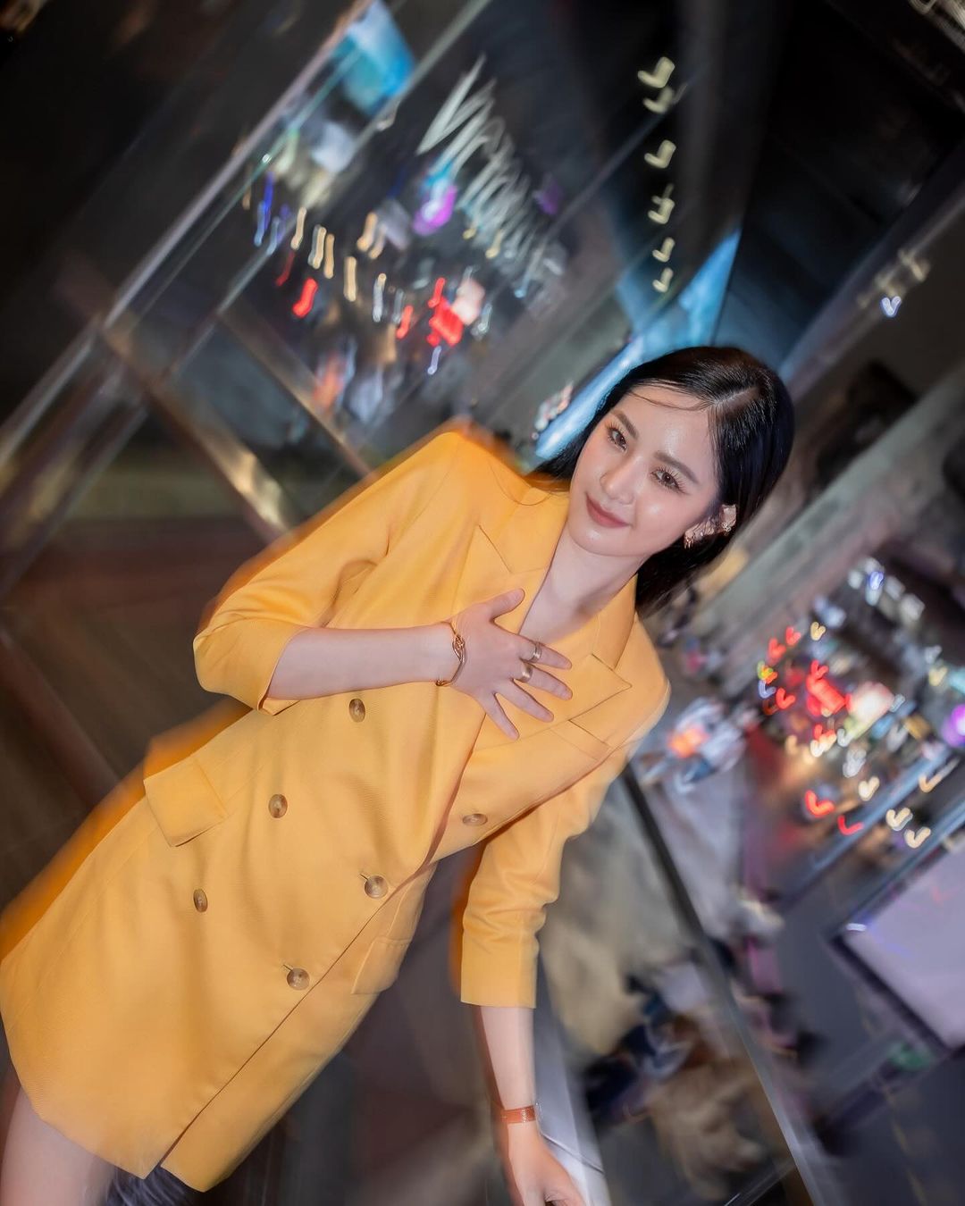 แอปเปิ้ล - ลาภิสรา อินทรสูต