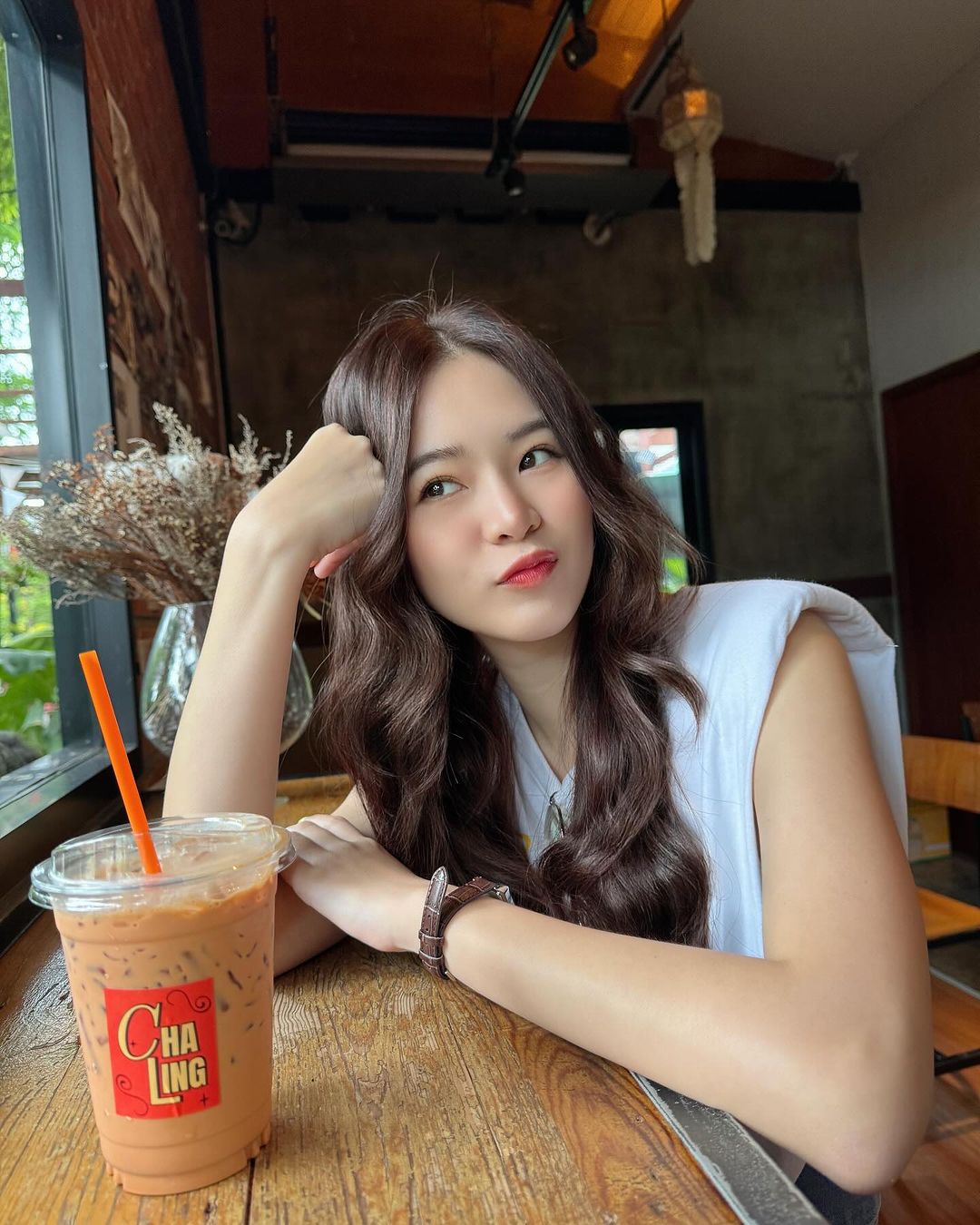 แอปเปิ้ล - ลาภิสรา อินทรสูต