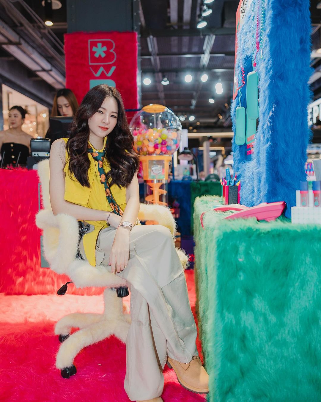 แอปเปิ้ล - ลาภิสรา อินทรสูต