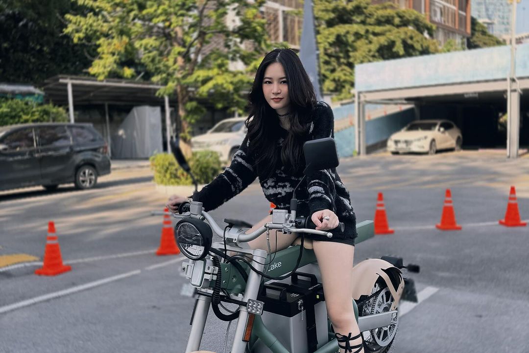 แอปเปิ้ล - ลาภิสรา อินทรสูต
