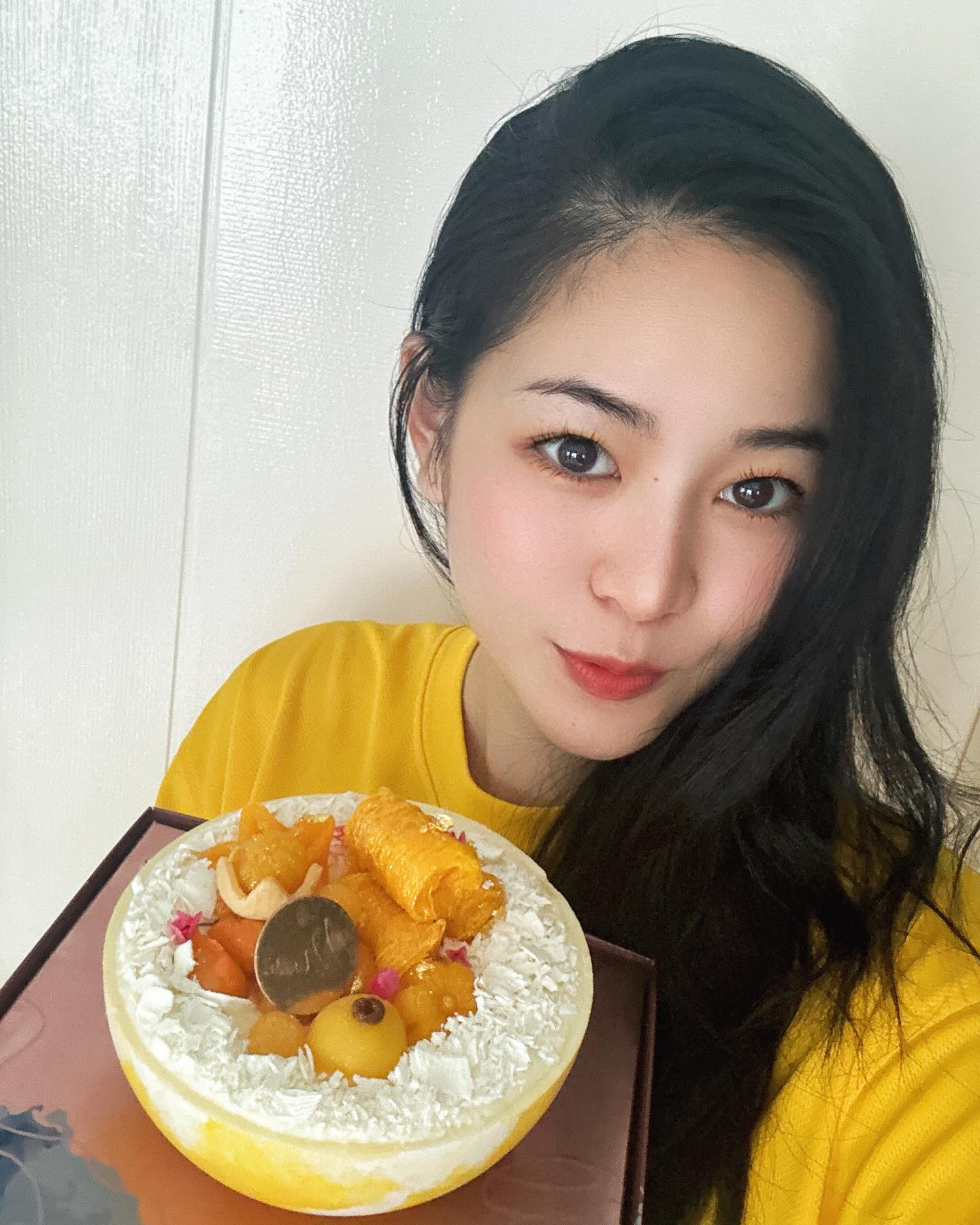 แอปเปิ้ล - ลาภิสรา อินทรสูต