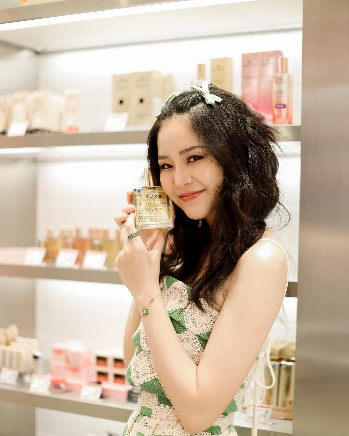 แอปเปิ้ล - ลาภิสรา อินทรสูต
