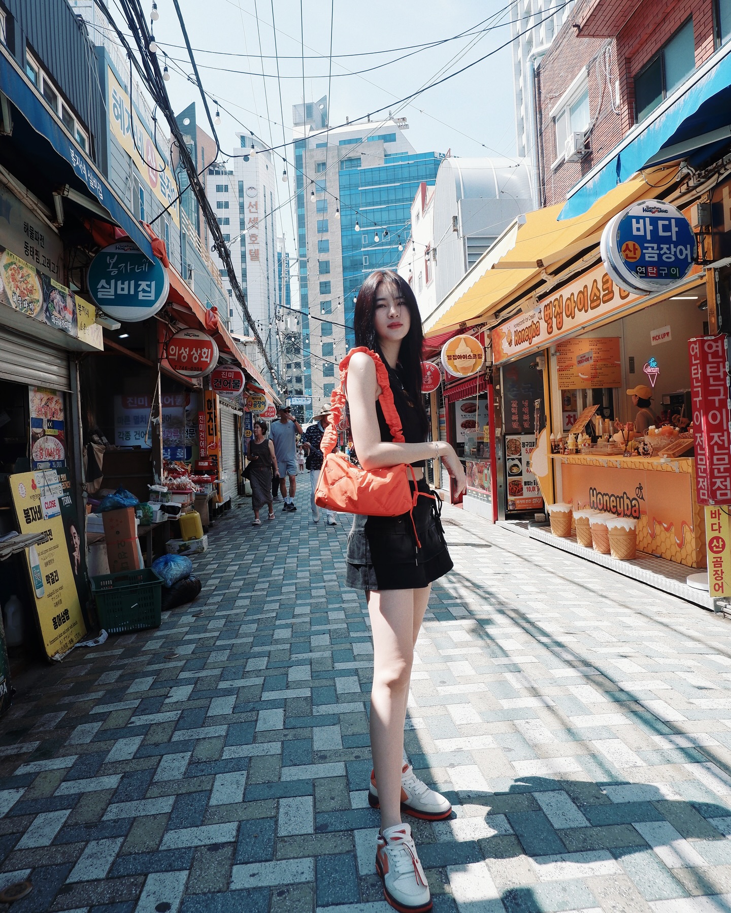 แอปเปิ้ล - ลาภิสรา อินทรสูต