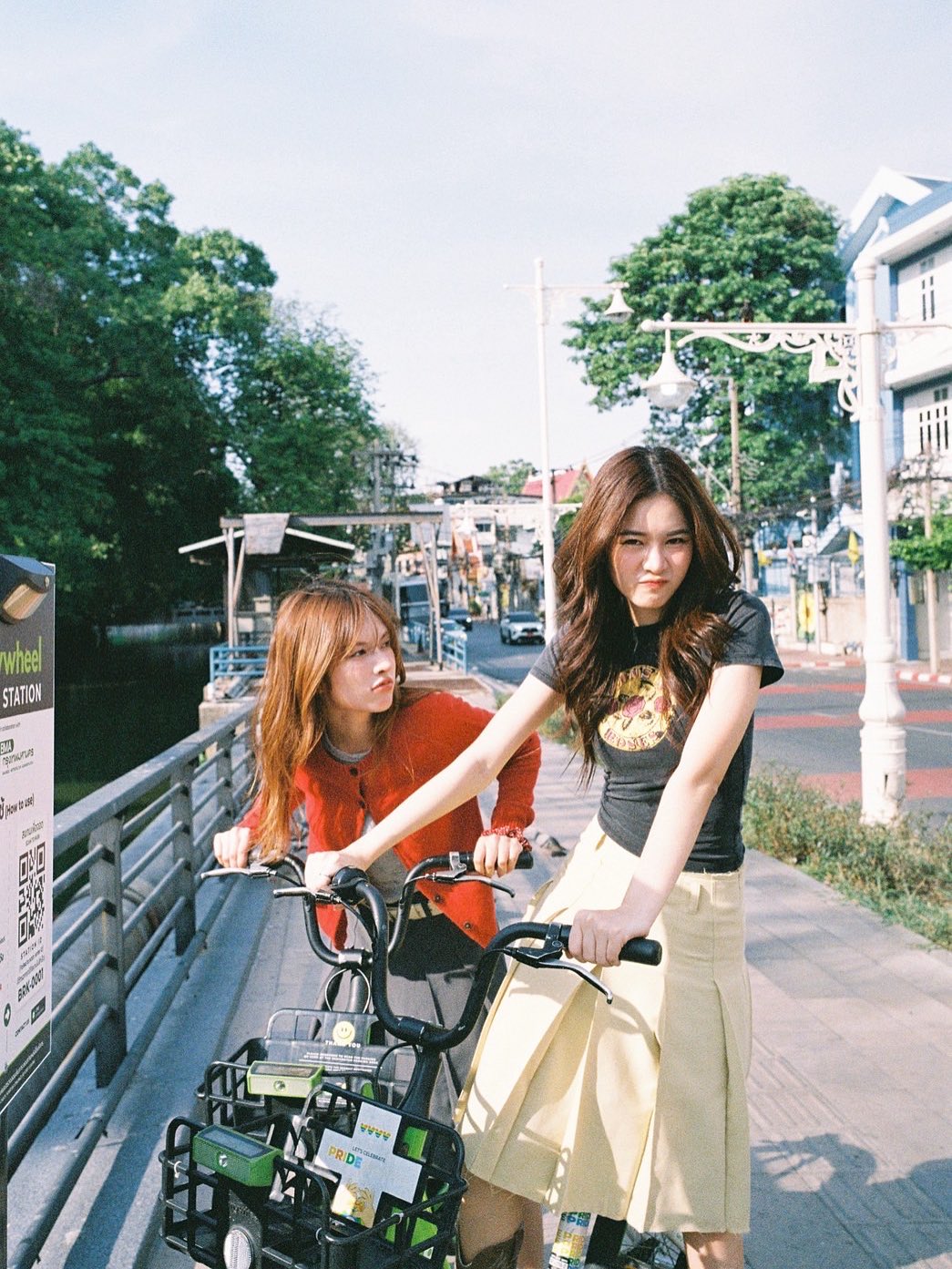 แอปเปิ้ล - ลาภิสรา อินทรสูต
