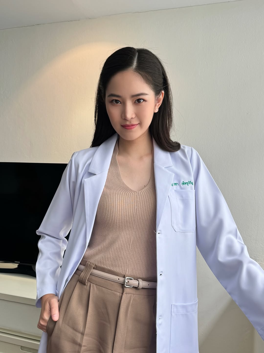 แอปเปิ้ล - ลาภิสรา อินทรสูต