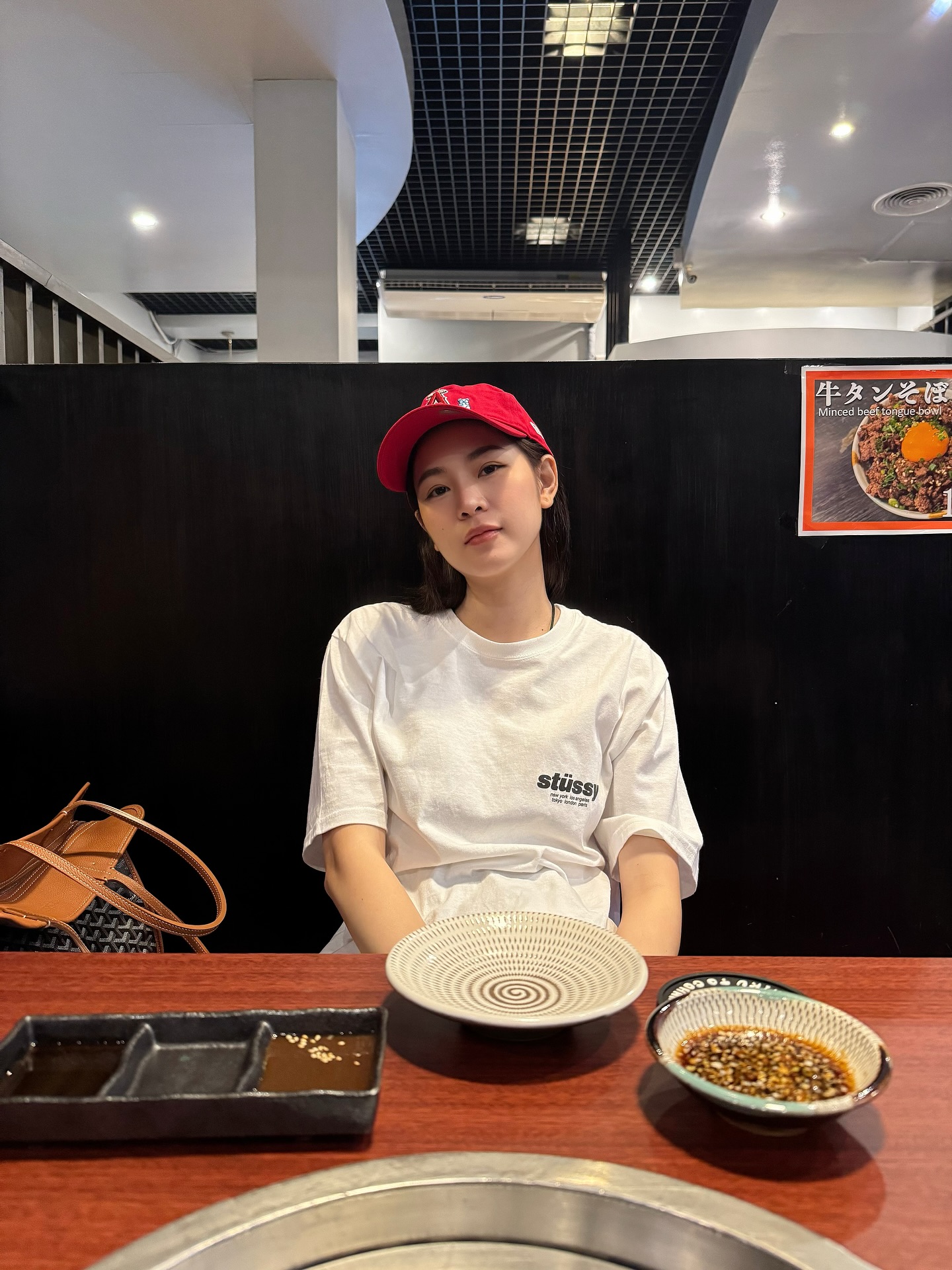 แอปเปิ้ล - ลาภิสรา อินทรสูต