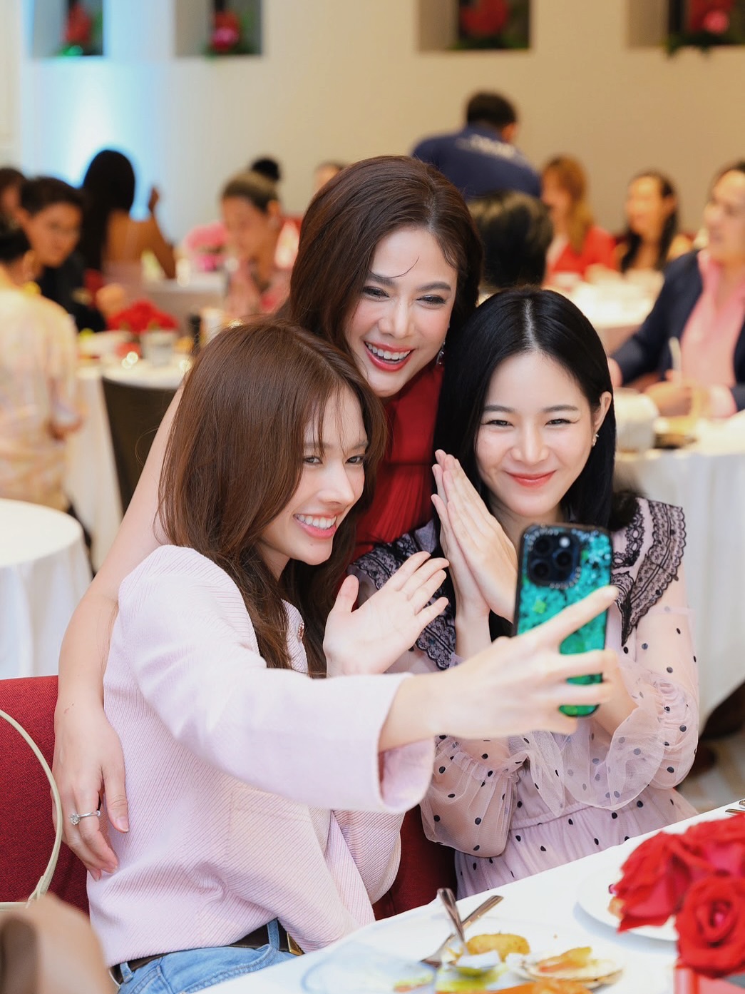 แอปเปิ้ล - ลาภิสรา อินทรสูต