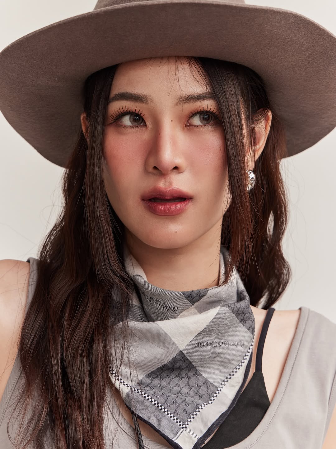 แอปเปิ้ล - ลาภิสรา อินทรสูต