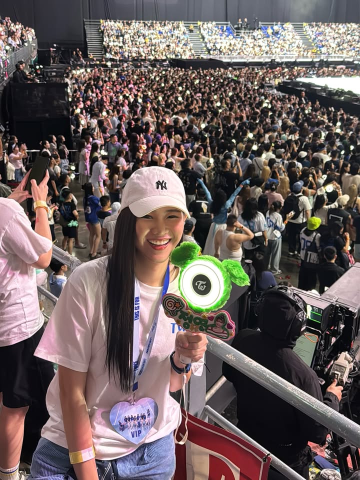 แอปเปิ้ล - ลาภิสรา อินทรสูต