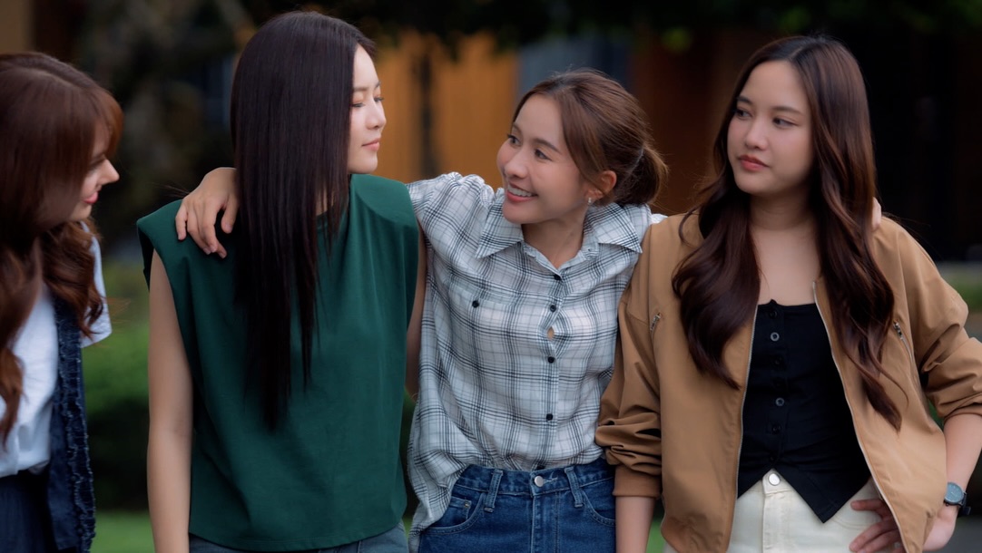 แอปเปิ้ล - ลาภิสรา อินทรสูต