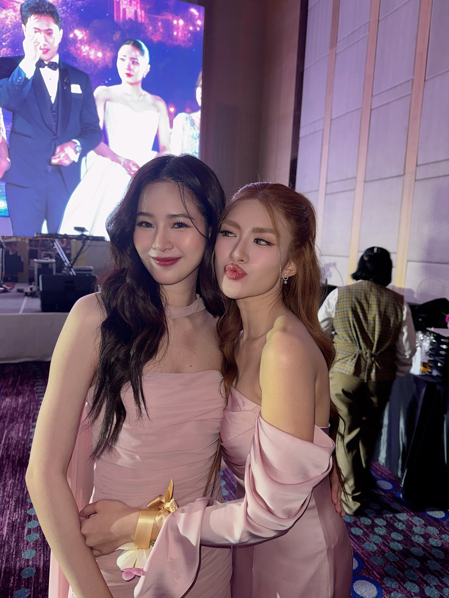 แอปเปิ้ล - ลาภิสรา อินทรสูต