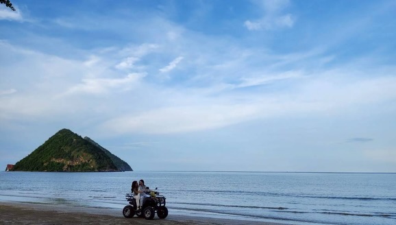 แอปเปิ้ล - ลาภิสรา อินทรสูต