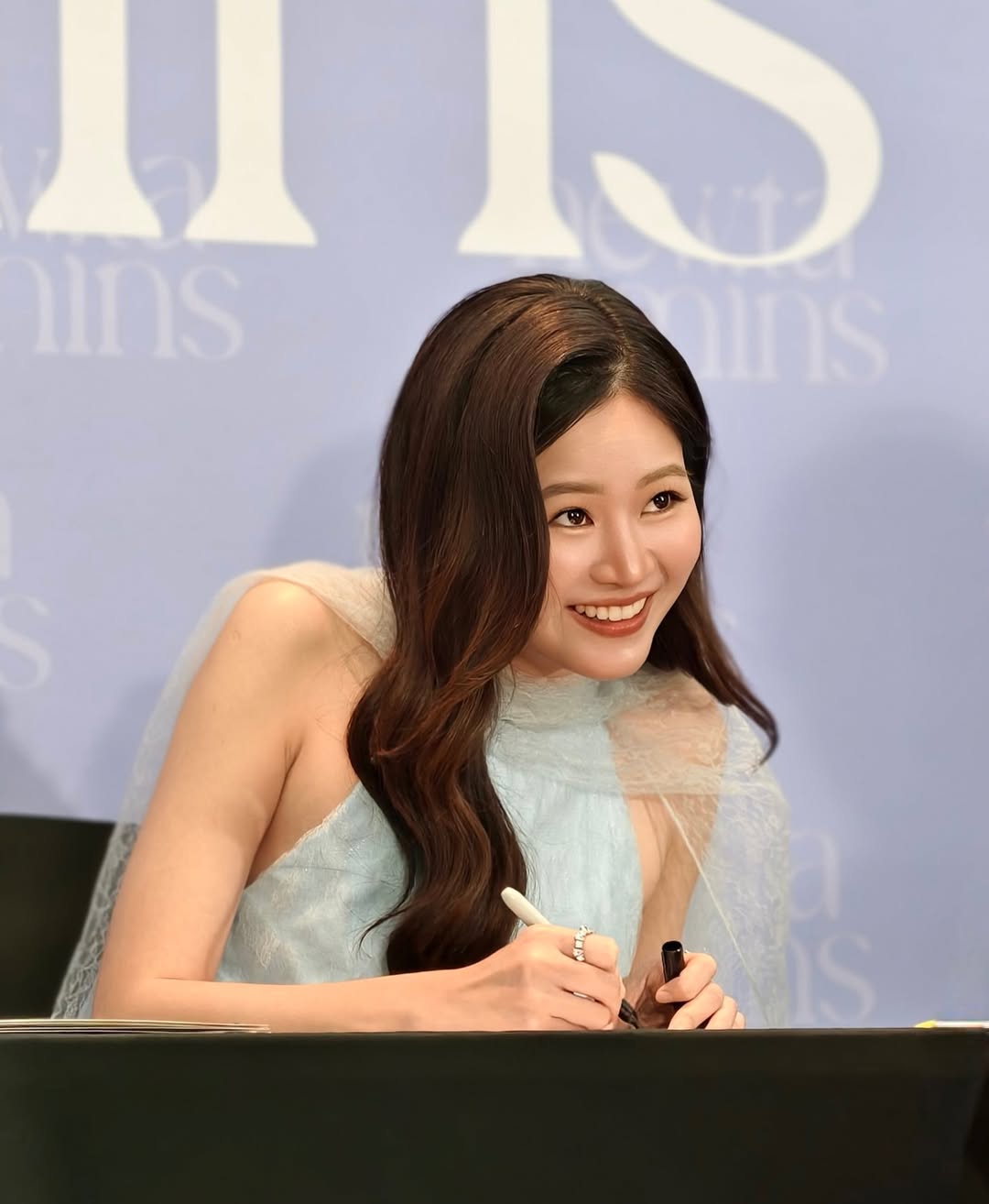 แอปเปิ้ล - ลาภิสรา อินทรสูต