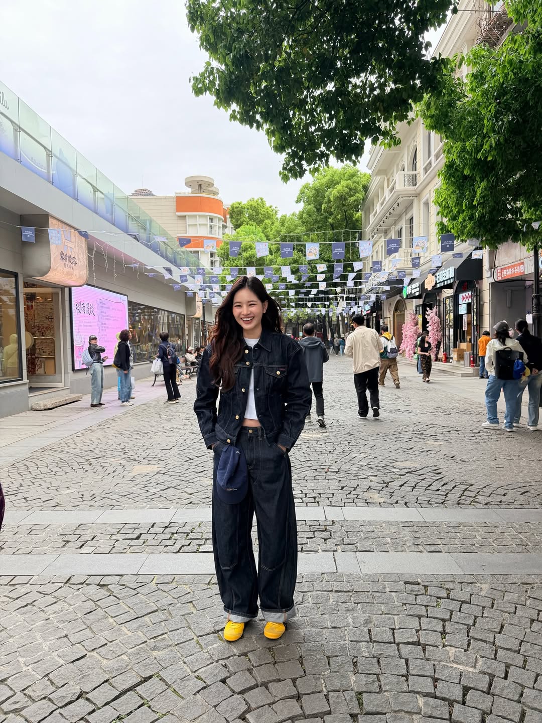 แอปเปิ้ล - ลาภิสรา อินทรสูต