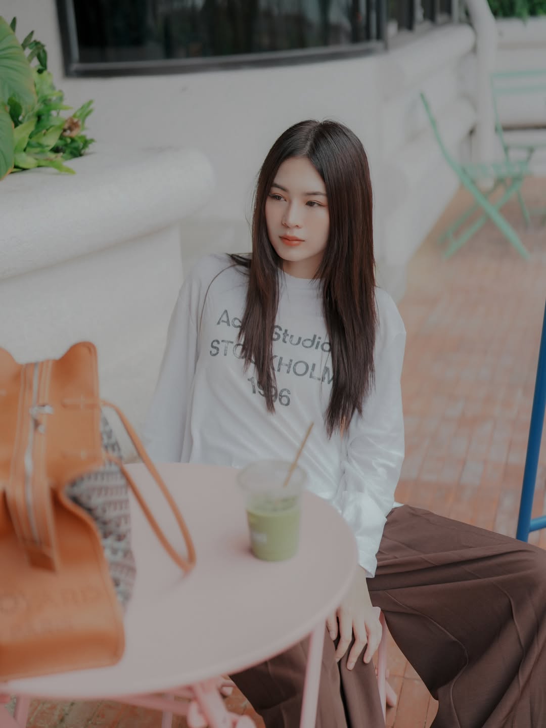 แอปเปิ้ล - ลาภิสรา อินทรสูต
