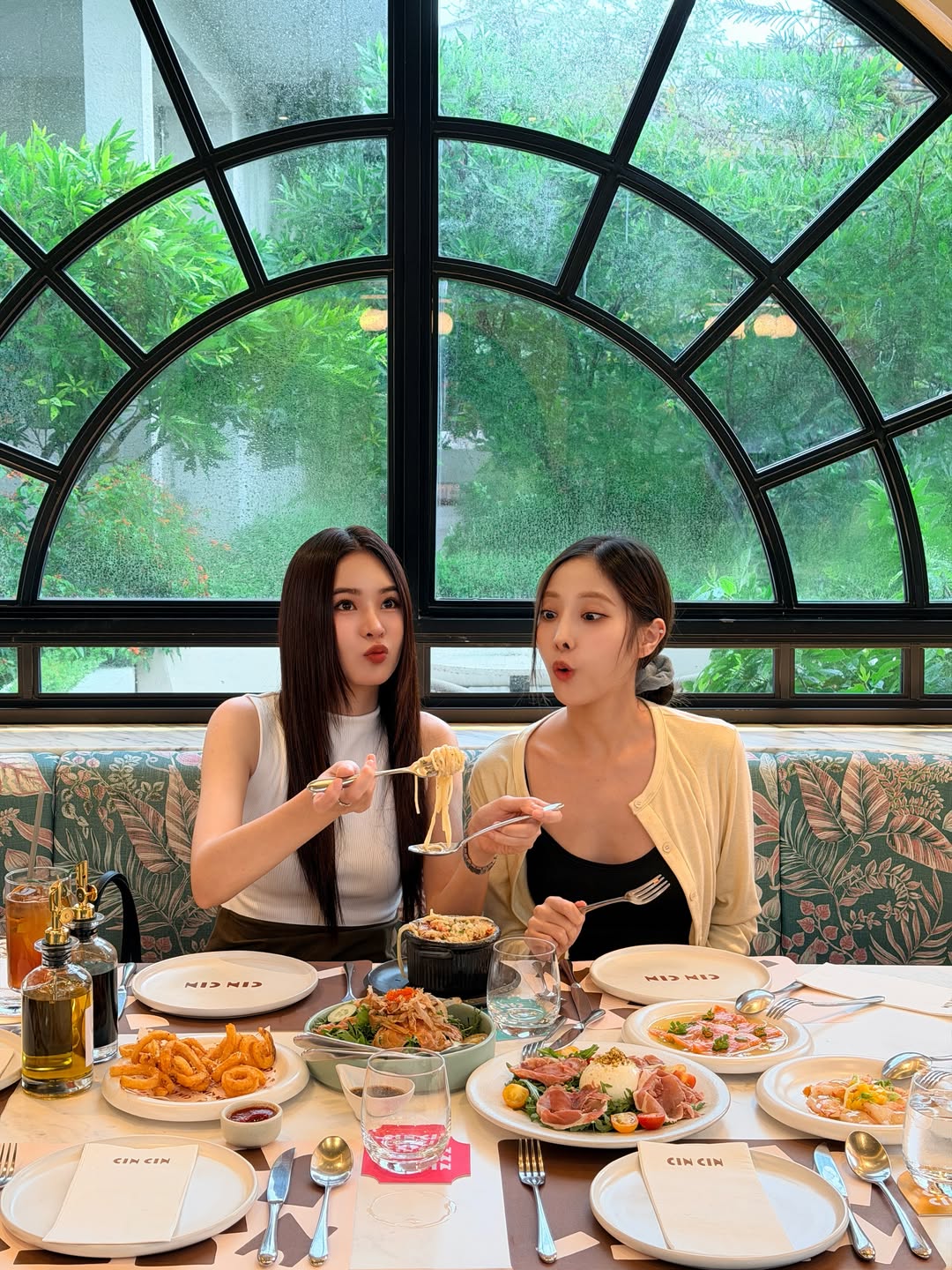 แอปเปิ้ล - ลาภิสรา อินทรสูต