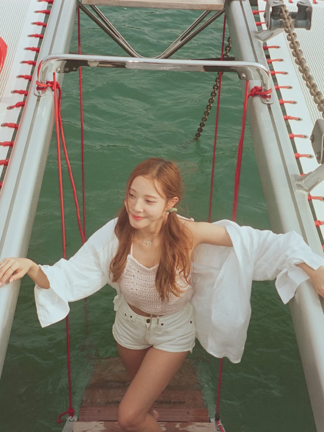 แอปเปิ้ล - ลาภิสรา อินทรสูต