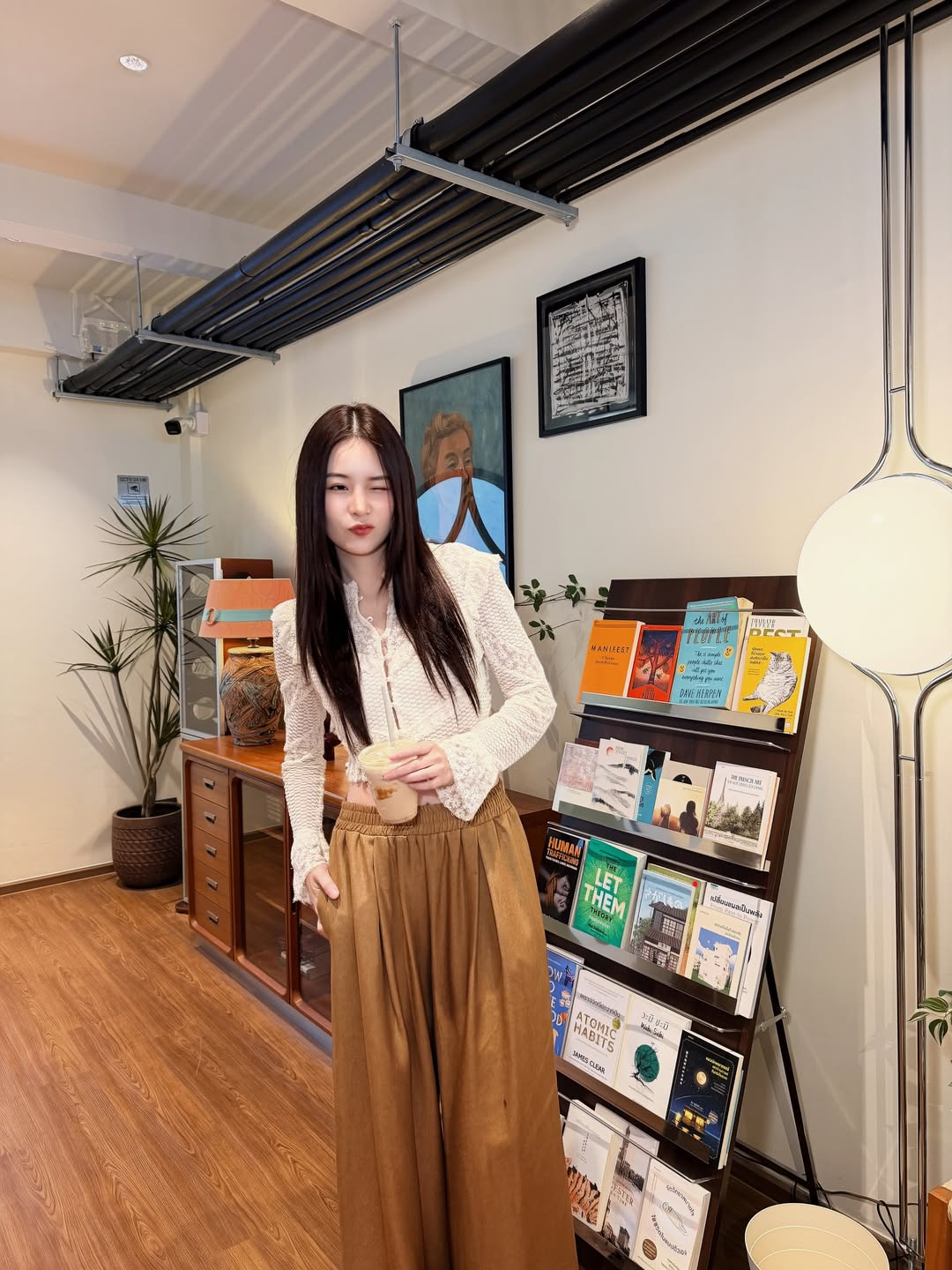 แอปเปิ้ล - ลาภิสรา อินทรสูต