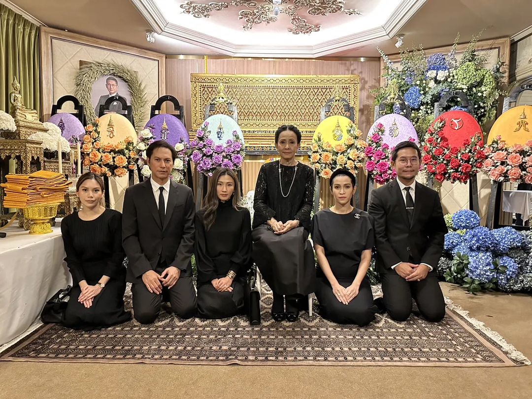 อี๊ฟ - พุทธธิดา ศิระฉายา